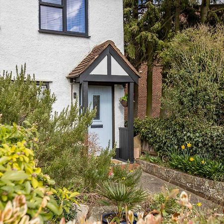 Stunning Character 2Bed Cottage In St Albans Wifi Exteriér fotografie