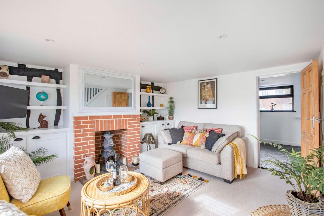 Stunning Character 2Bed Cottage In St Albans Wifi Exteriér fotografie