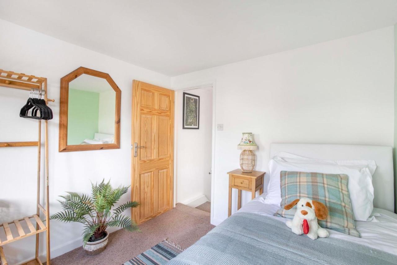 Stunning Character 2Bed Cottage In St Albans Wifi Exteriér fotografie